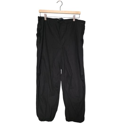 Aeropostale Women's M Black Parachute Pants Cargo Style Pockets - Picture 1 of 11